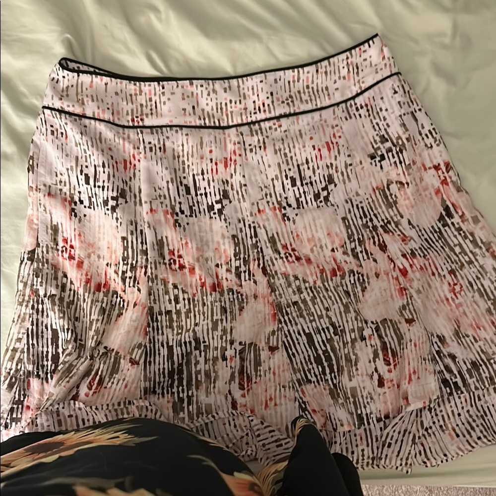 White House Black Market Geometric Pattern Skirt | Size 14